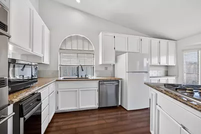 5119 Stoneglen Way, Elk Grove, CA 95758 - Photo 14