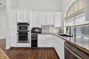 5119 Stoneglen Way, Elk Grove, CA 95758 - Photo 12