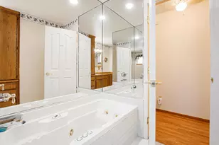 2040 Linden Grove Way, Carmichael, CA 95608 - Photo 30
