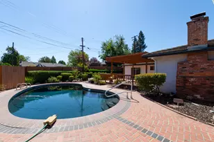 2040 Linden Grove Way, Carmichael, CA 95608 - Photo 38