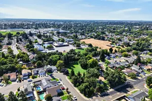 9055 Grouse Meadow Dr, Elk Grove, CA 95624 - Photo 48
