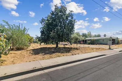 3642 Nevada Avenue, Riverbank, CA 95367 - Photo 2