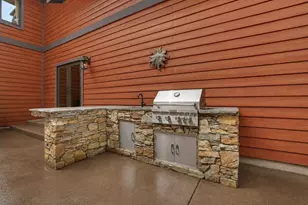 11234 Valencia, Nevada City, CA 95959 - Photo 36
