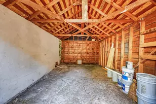 421 40th St, Sacramento, CA 95819 - Photo 32