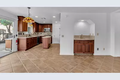 9350 Framington Way, Elk Grove, CA 95758 - Photo 16