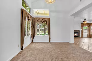 9350 Framington Way, Elk Grove, CA 95758 - Photo 12