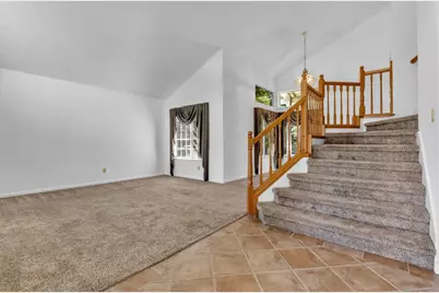 9350 Framington Way, Elk Grove, CA 95758 - Photo 8