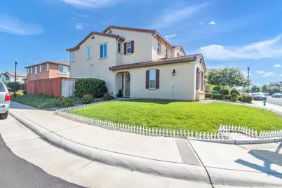 8421 Vila Gale Way, Elk Grove, CA 95757 - Photo 44