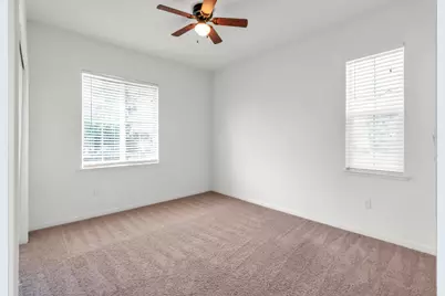 8421 Vila Gale Way, Elk Grove, CA 95757 - Photo 12