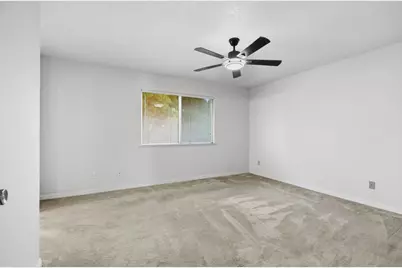 7424 Heathrow Way, Hughson, CA 95326 - Photo 16