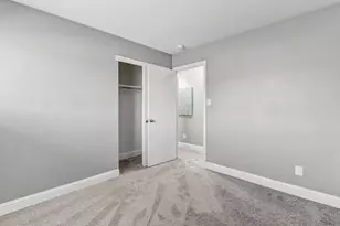 9101 Plaza Park Dr, Elk Grove, CA 95624 - Photo 28