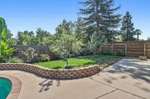 9101 Plaza Park Dr, Elk Grove, CA 95624 - Photo 36