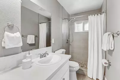 9101 Plaza Park Drive, Elk Grove, CA 95624 - Photo 24