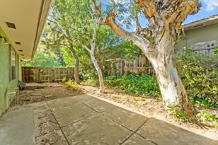 1258 Ridgeway Dr, Sacramento, CA 95822 - Photo 36