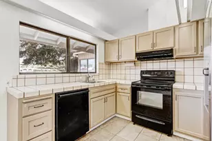747 Harvard Bend Dr, Woodland, CA 95695 - Photo 18