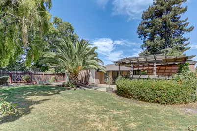 747 Harvard Bend Drive, Woodland, CA 95695 - Photo 2