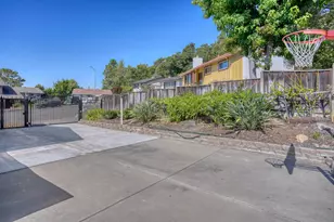 3390 Pinewood Ct, Hayward, CA 94542 - Photo 8