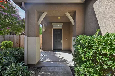 9452 N Kiefer Boulevard, Sacramento, CA 95826 - Photo 4