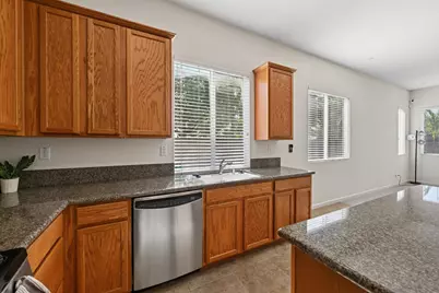 9452 N Kiefer Boulevard, Sacramento, CA 95826 - Photo 16