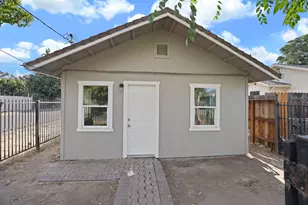 1501 Sierra Ln, Stockton, CA 95205 - Photo 2