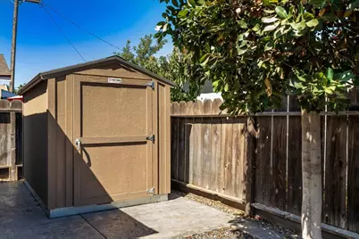 173 N Bryan Avenue, Oakdale, CA 95361 - Photo 46