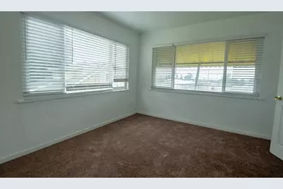 7966 Macarthur Boulevard #B, Oakland, CA 94605 - Photo 10