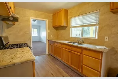 7966 Macarthur Boulevard #B, Oakland, CA 94605 - Photo 4