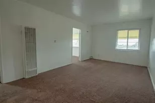 7966 MacArthur Blvd, Oakland, CA 94605 - Photo 2