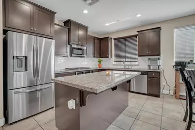 1525 Mayweed Dr, Los Banos, CA 93635 - Photo 10