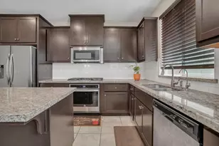1525 Mayweed Dr, Los Banos, CA 93635 - Photo 8