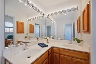 8924 Bear Park Ct, Elk Grove, CA 95758 - Photo 12