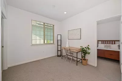 9299 Mystic Lake Aly, Sacramento, CA 95829 - Photo 26