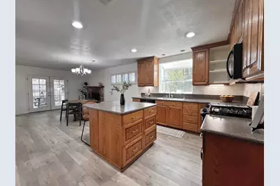 7313 Fairytale Street, Citrus Heights, CA 95621 - Photo 10