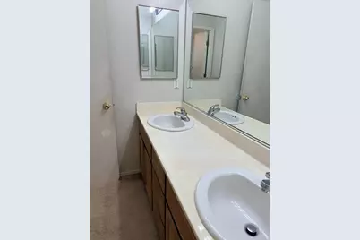 7718 Laramore Way, Sacramento, CA 95832 - Photo 20