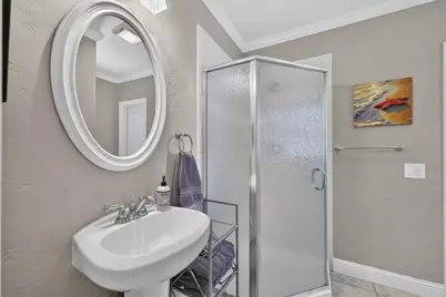 1621 10th Avenue, Sacramento, CA 95818 - Photo 18