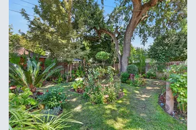 1621 10th Avenue, Sacramento, CA 95818 - Photo 22