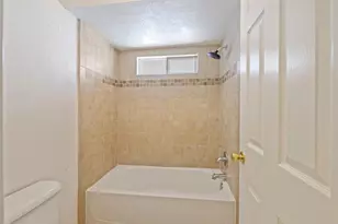 8502 Macduff Ct, Stockton, CA 95209 - Photo 44