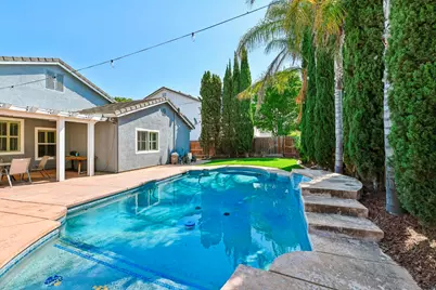 9656 Holly Glen Way, Elk Grove, CA 95757 - Photo 30