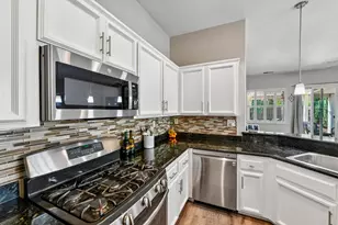 9656 Holly Glen Way, Elk Grove, CA 95757 - Photo 12