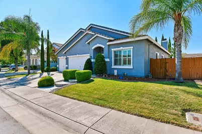 9656 Holly Glen Way, Elk Grove, CA 95757 - Photo 32
