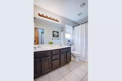 201 Waters Edge Drive, Waterford, CA 95386 - Photo 32