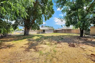1866 16th St, Olivehurst, CA 95961 - Photo 28
