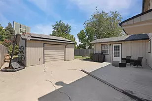 2140 Sutro Ave, Stockton, CA 95205 - Photo 40