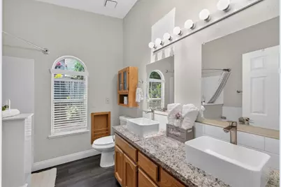 8812 Bridalsmith Drive, Sacramento, CA 95828 - Photo 32
