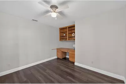 8812 Bridalsmith Drive, Sacramento, CA 95828 - Photo 10