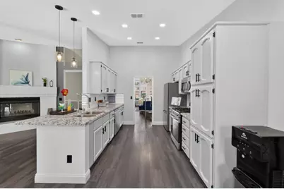 8812 Bridalsmith Drive, Sacramento, CA 95828 - Photo 22