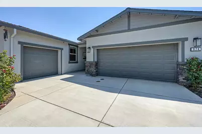 974 Lyonia Drive, Galt, CA 95632 - Photo 2