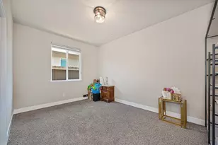 974 Lyonia Dr, Galt, CA 95632 - Photo 32
