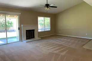 445 Magnolia Ln, Tracy, CA 95376 - Photo 8