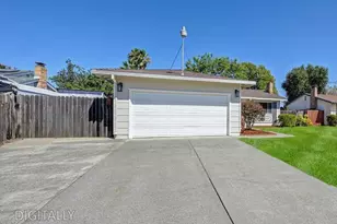 4522 Breckenridge Way, Sacramento, CA 95838 - Photo 2